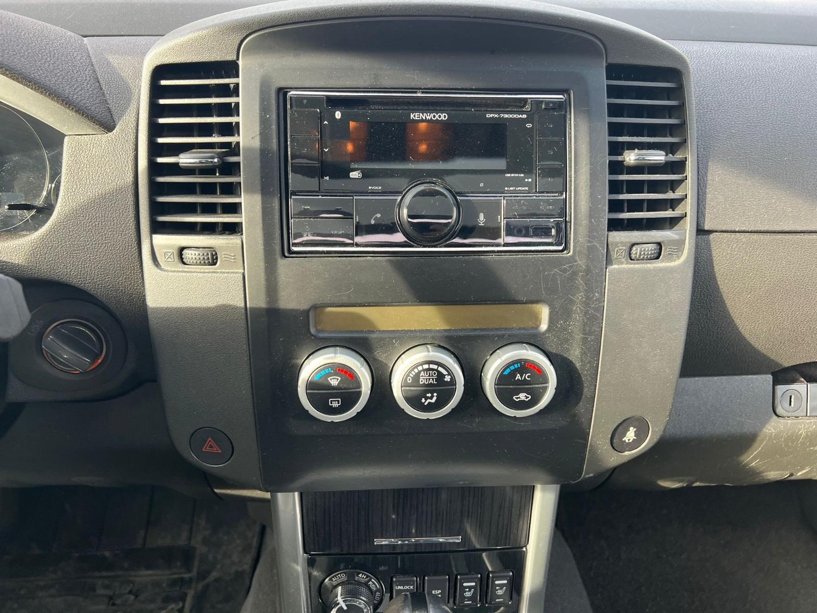 Nissan Pathfinder 3.0 dCi V6 LE | 231 ch | BVA | 7 places | Cuir | Toit ouvrant | Sièges électriques chauffants | Phares bi-xénon