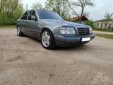 Mercedes-Benz W124 300E 24V 220 PS H Zulassung (T4 TDI, 250TD) - Mercedes-Benz E 300: 300td