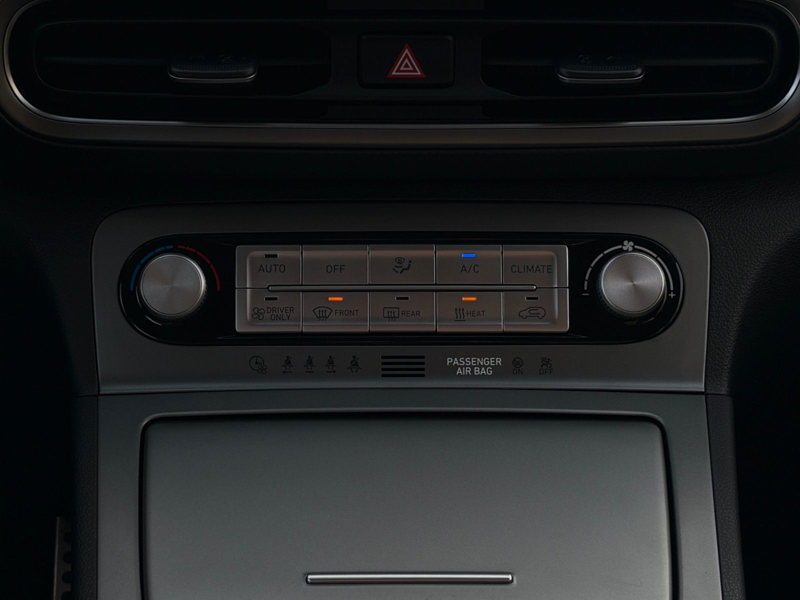 Fahrzeugabbildung Hyundai KONA E Select ACC LKAS PDC CAM SHZ CarPlay