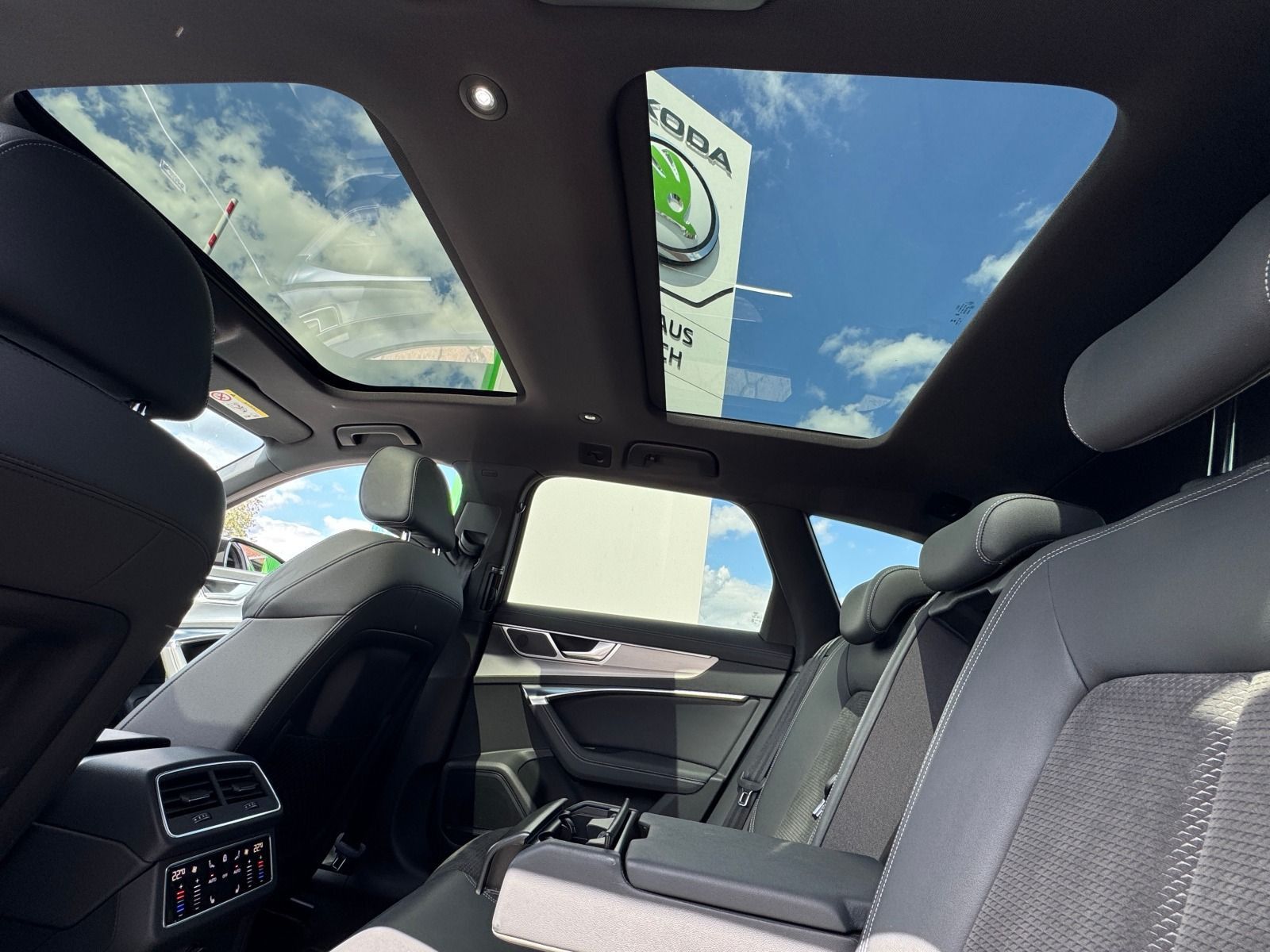 Fahrzeugabbildung Audi A6 55e qauttro S-Line*360°Cam*20Zoll*B&O*Pano*HD