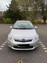 Toyota Auris Hybrid 1.8, Baujahr 2011 - Toyota Auris in Bonn