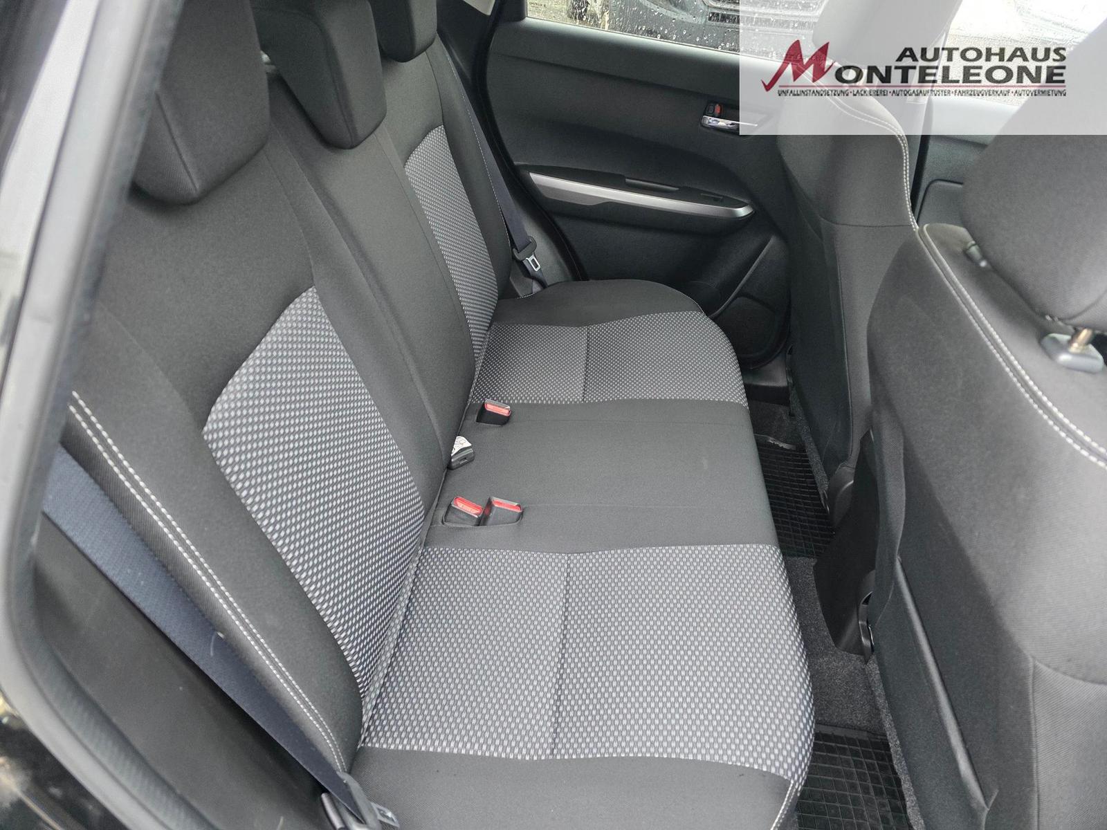 Suzuki Vitara 1.0 Comfort 4x4 | 8-fach bereift gepfl...