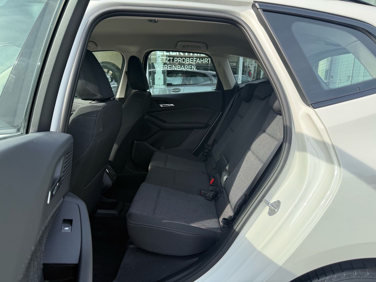 BMW 220 Active Tourer - Bild 17