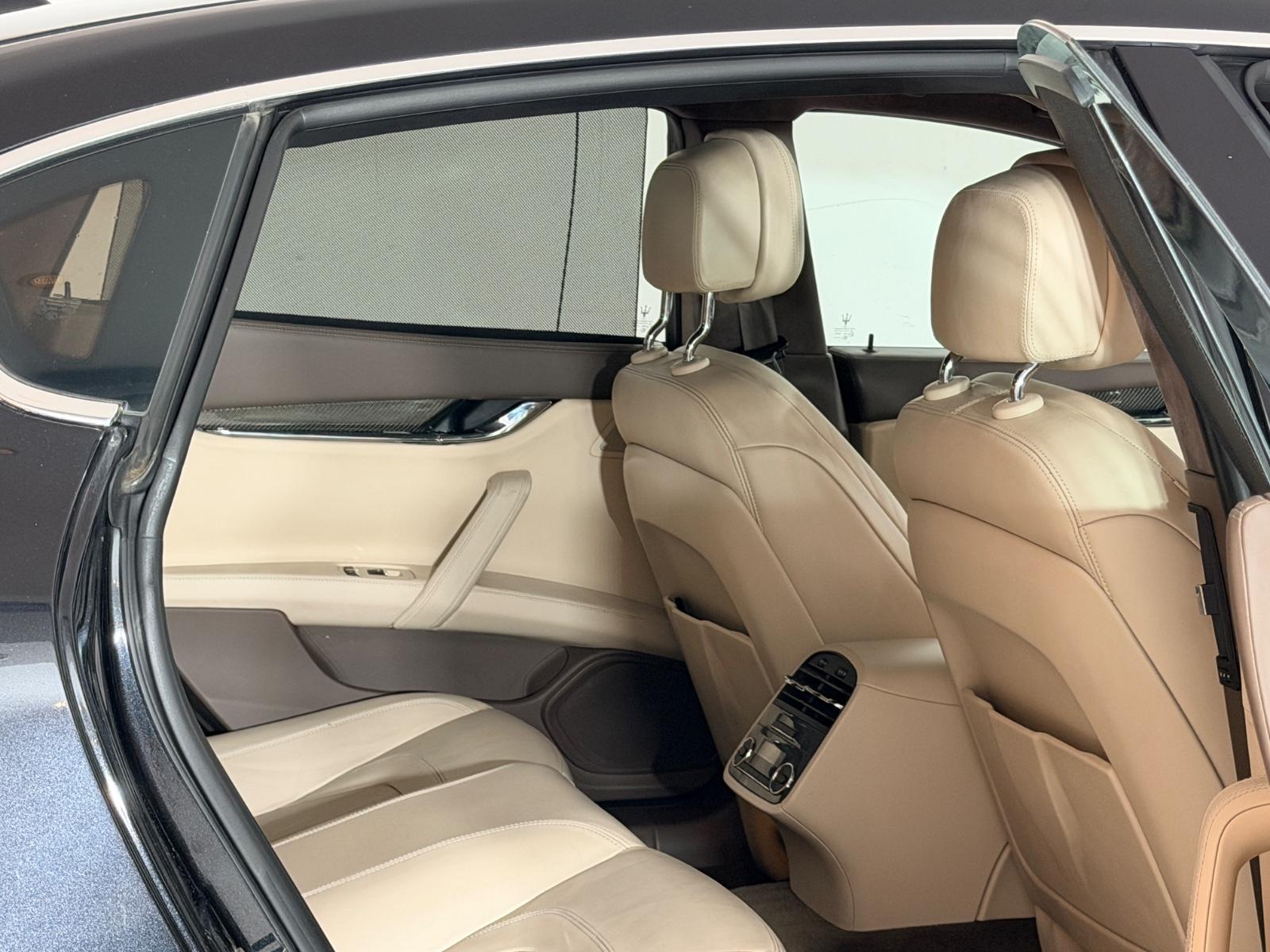 Maserati Quattroporte S V6 Biturbo 410 ch • BVA • Cuir • Sièges ventilés • Caméra
