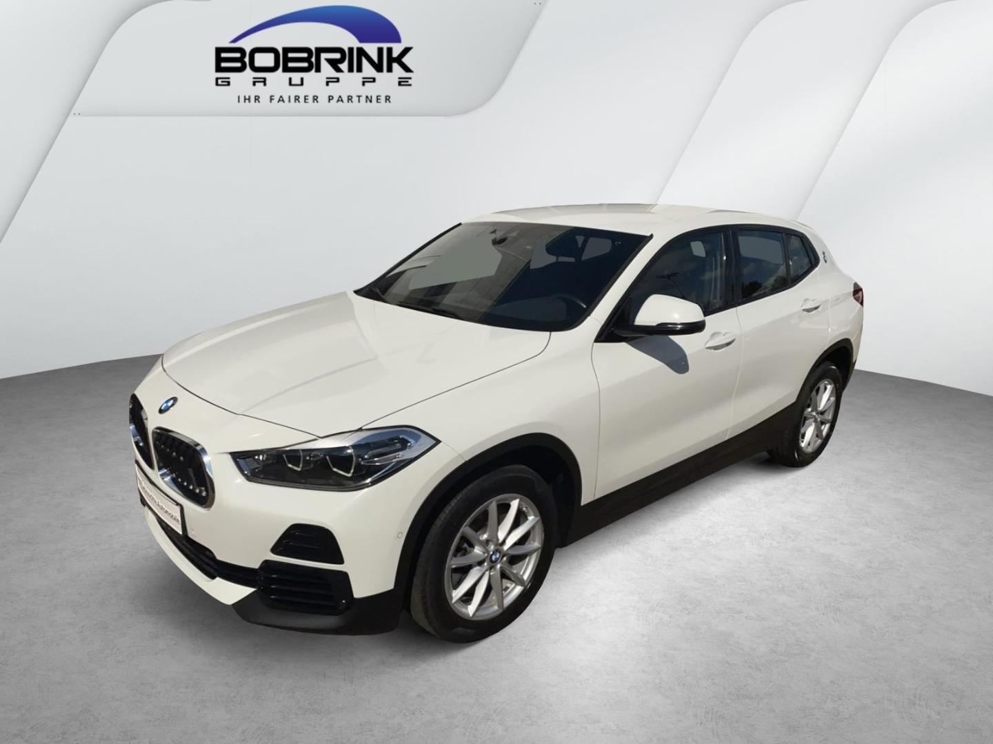 BMW X2 sDrive20d Advantage Plus RK SHZ PDC HiFi Navi