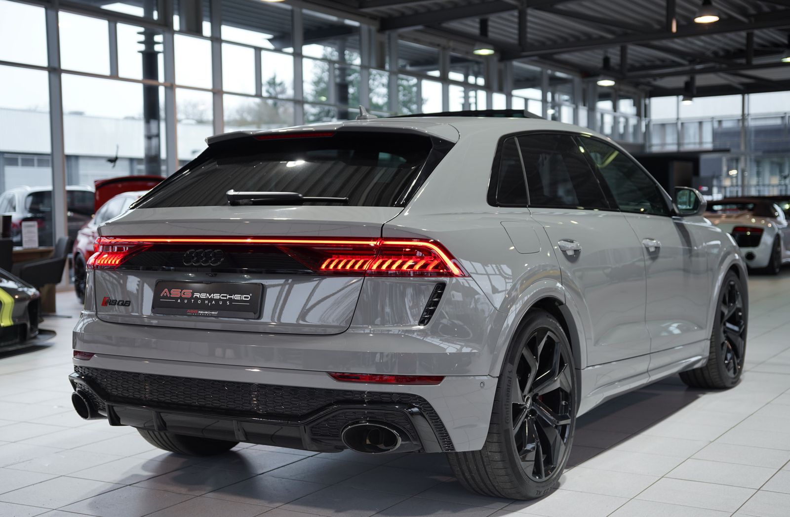 Audi Rsq8