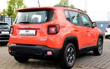 Jeep Renegade 1.4 4x4/VOLLSHEFT/KLIMA/TEMP/PDC/BT/ - gebrauchte Jeep Renegade aus dem Jahr 2015