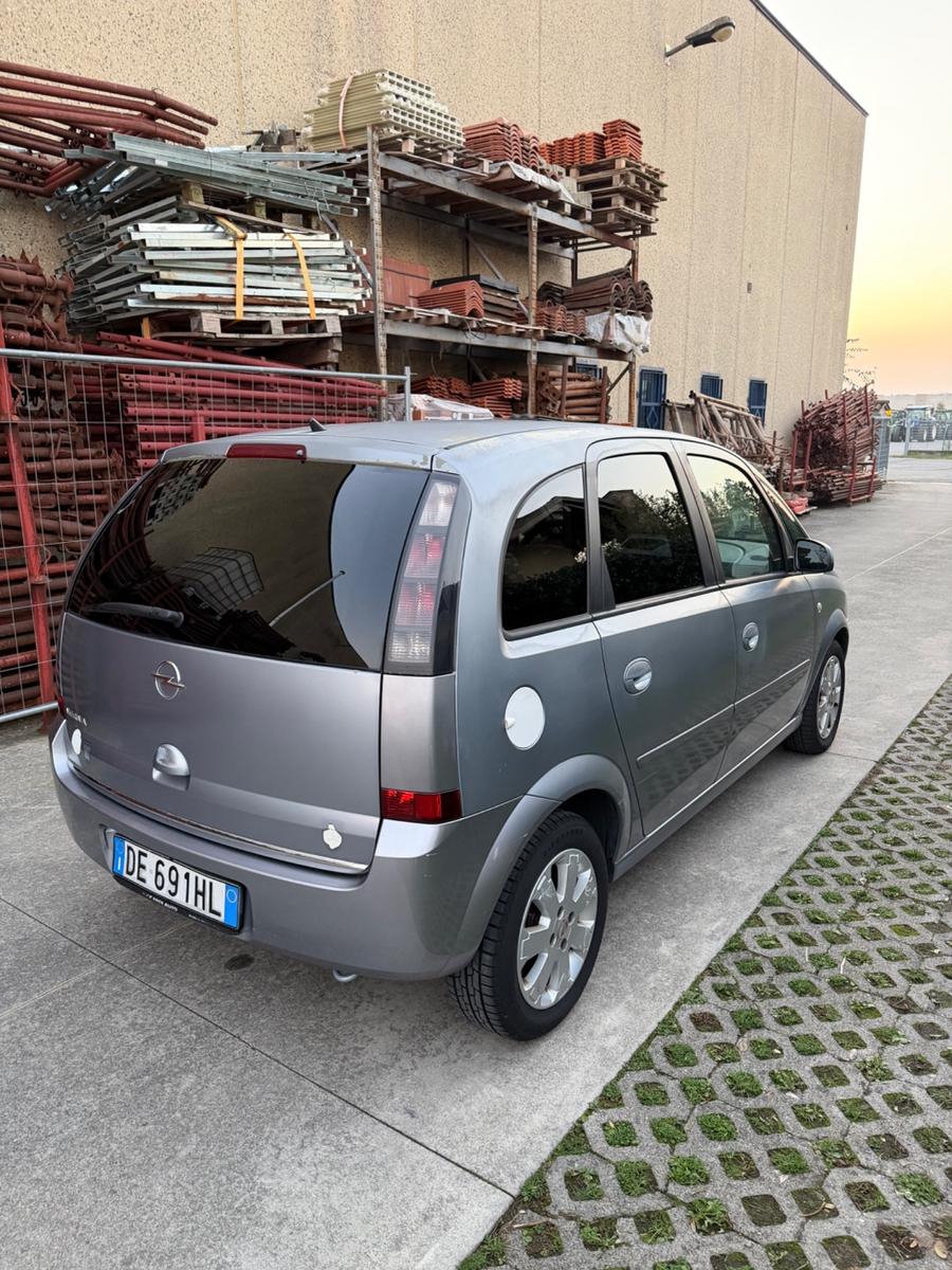 Opel Meriva 2007 — engine 1.364 cm³, 90 HP (66kW)