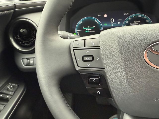 C-HR Plug-In Hybrid FWD Team Deutschland