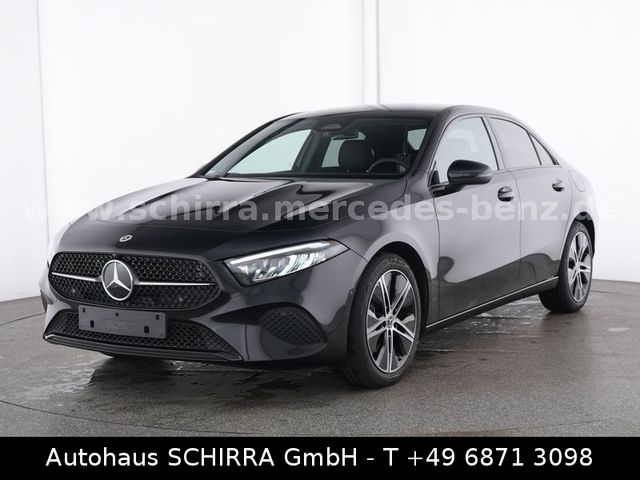 MERCEDES-BENZ A 200*Progressive*BurmesterSound*NightP*MBUX*RFK