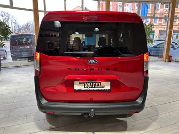 Ford Tourneo Courier Titanium WipaAHK