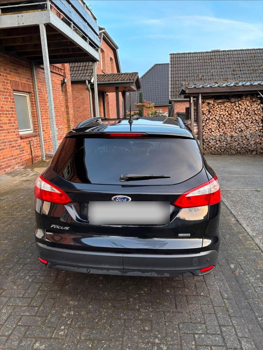 Ford Focus 2013 — photo 6