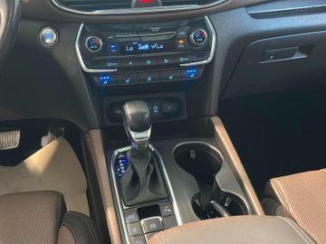 Hyundai SANTA FE - 11