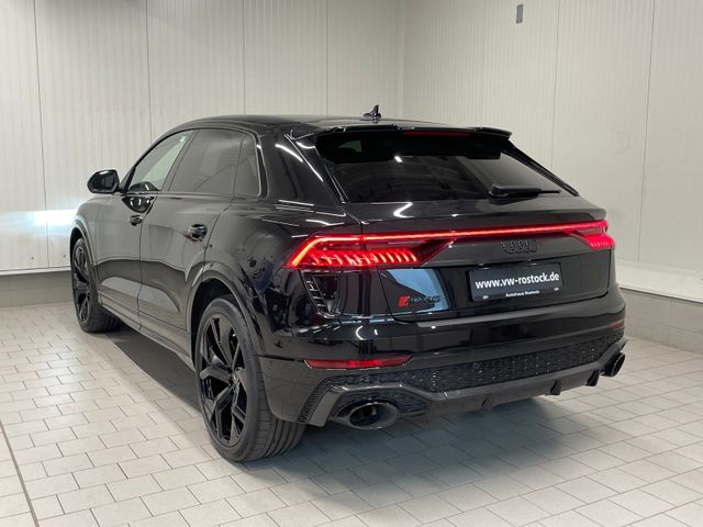 RSQ8 quattro 4.0 TFSI AHK HUD PANO LED