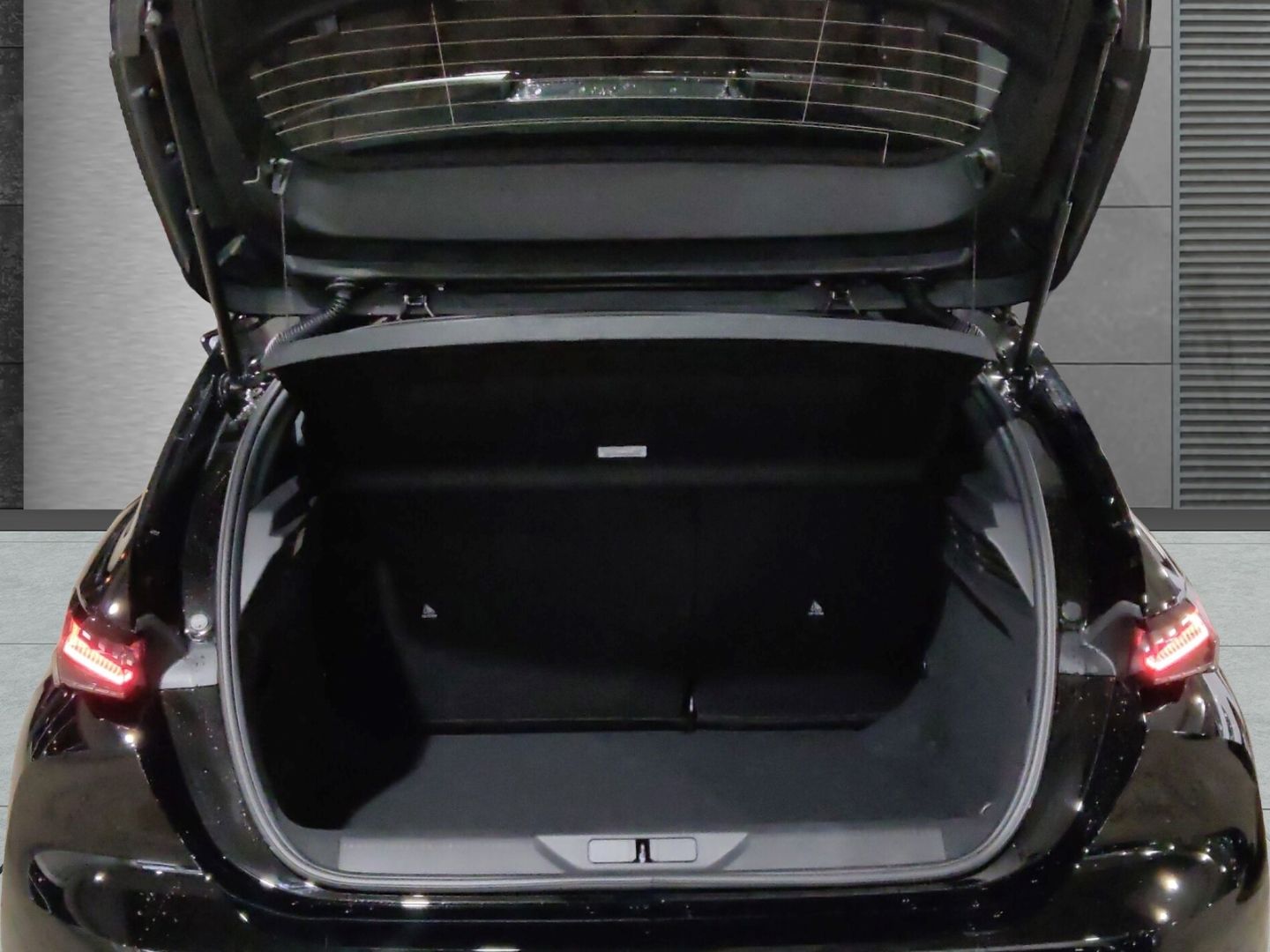 Peugeot 308 - Bild 5