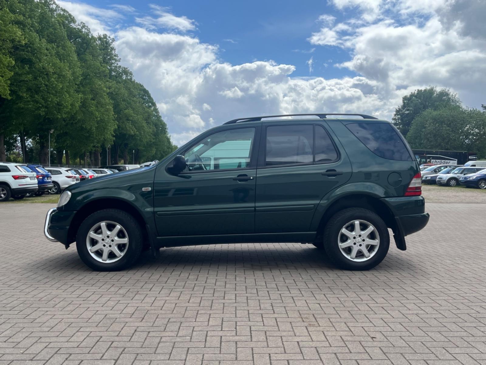 Mercedes-Benz ML 320 3.2 /AHK/KLIMA/SITZH/TEMPO