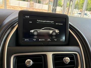 صورة مصغرة 40 لـ 2016 Aston Martin DB11