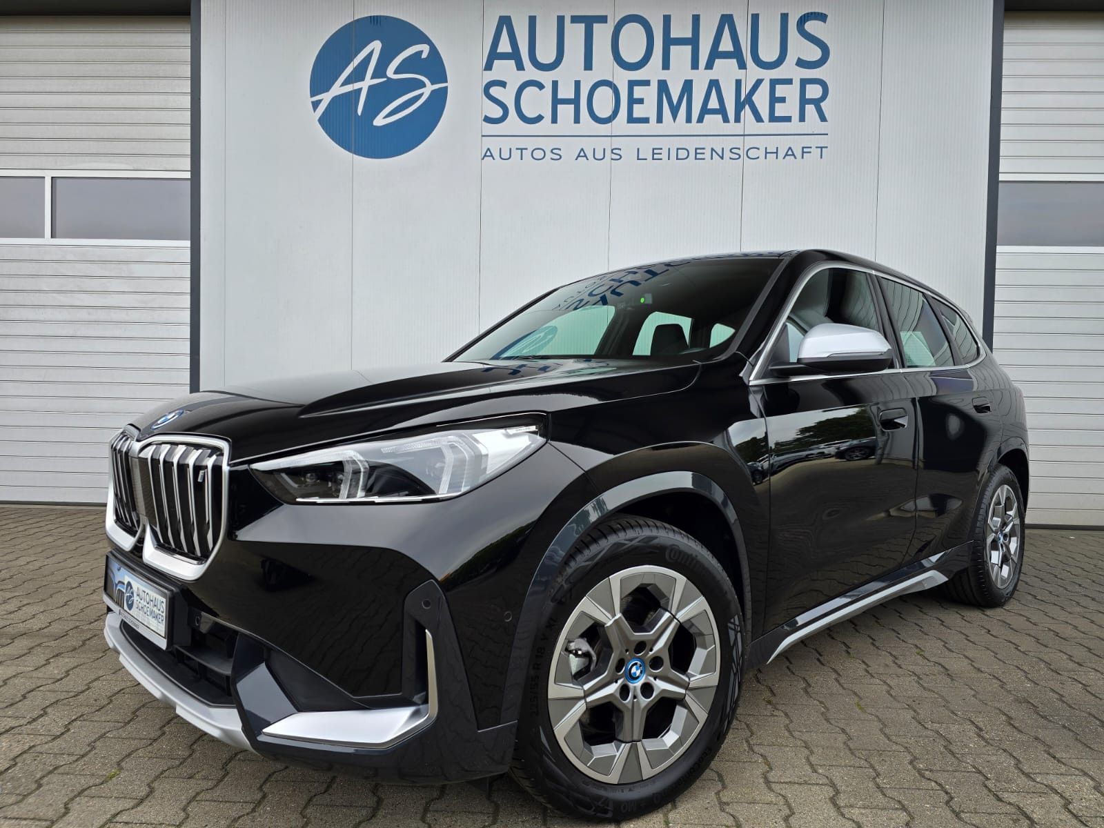 BMW iX1 30 xDrive xLine*RFK,ad.LED,Navi,DAB,SOH:96%