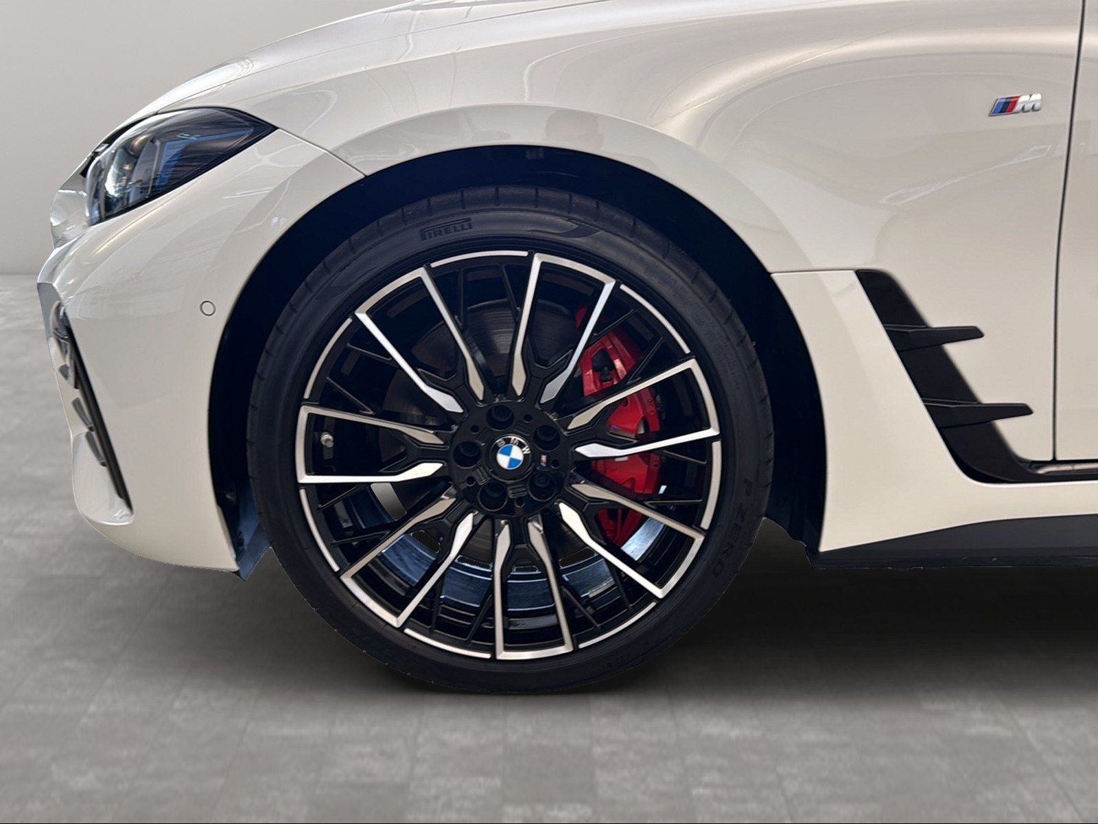 BMW i4 - Bild 13