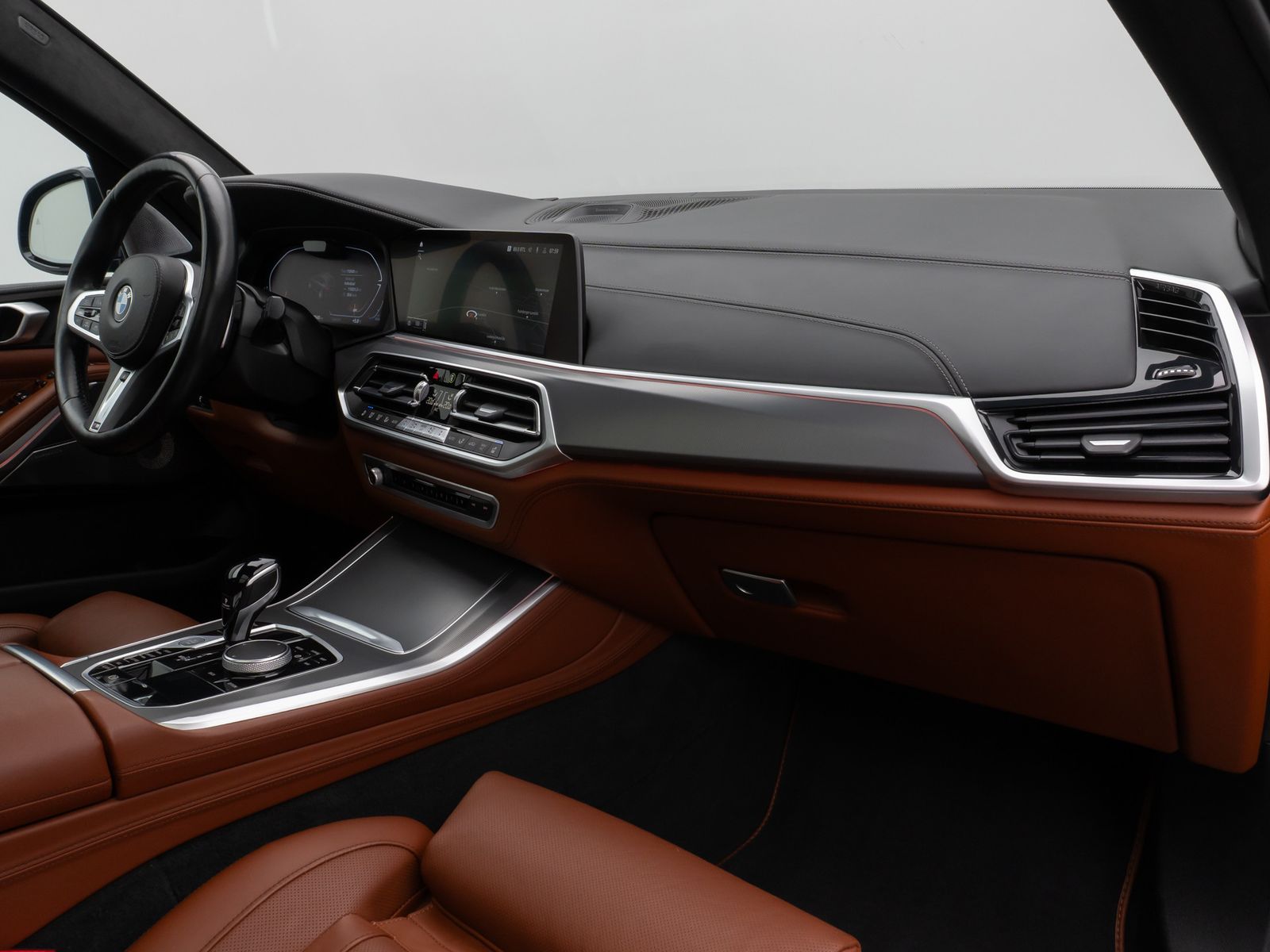 Fahrzeugabbildung BMW X5 xD40d M Sport Panorama Laser 360°B&W HUD 22"