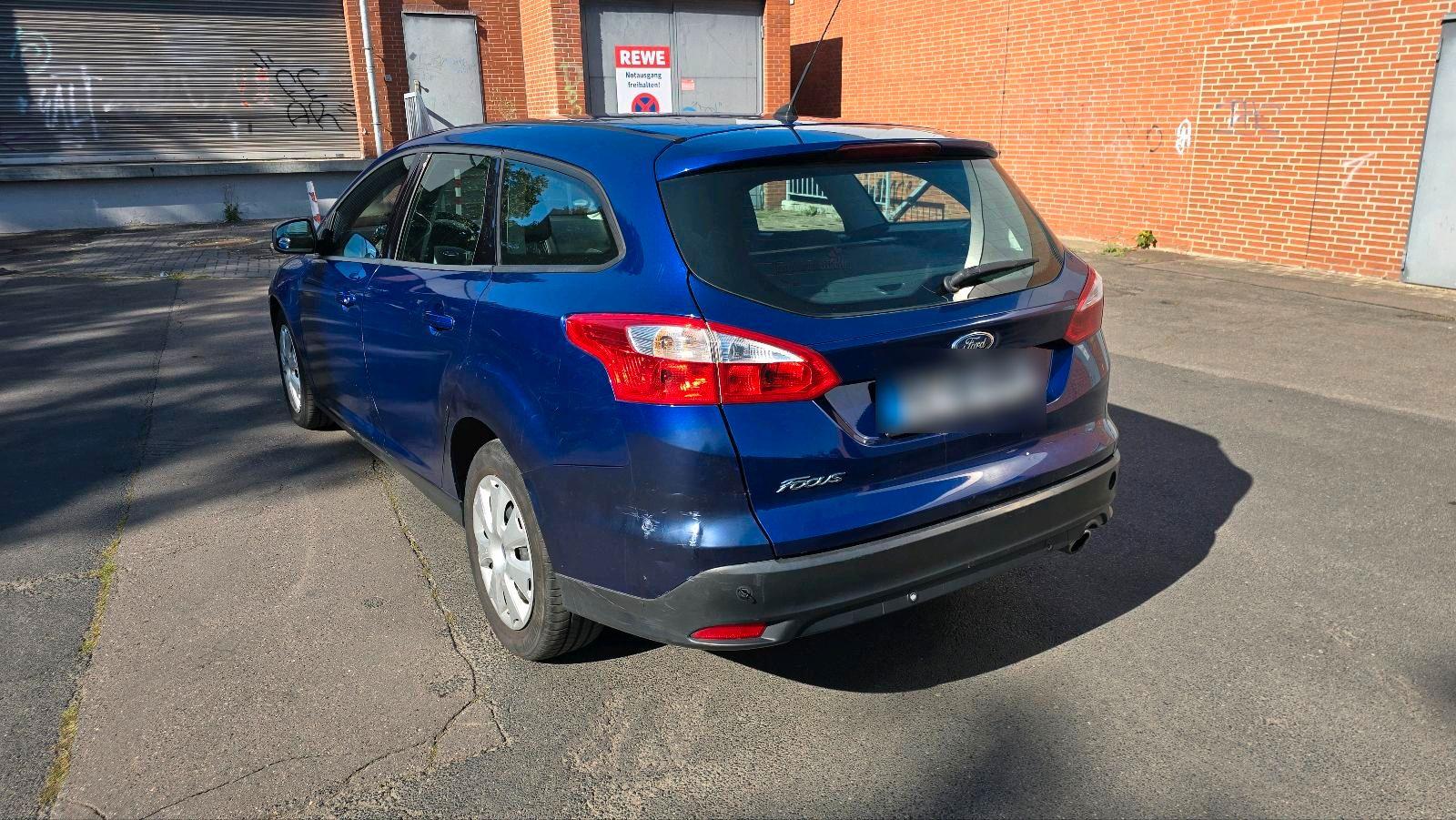 Ford Focus 2014 — photo 5