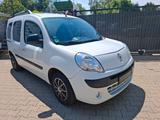 Renault Kangoo Happy Family "Allwetter" - Renault Kangoo aus 2013 mit Benzin-Antrieb: Kleinbus