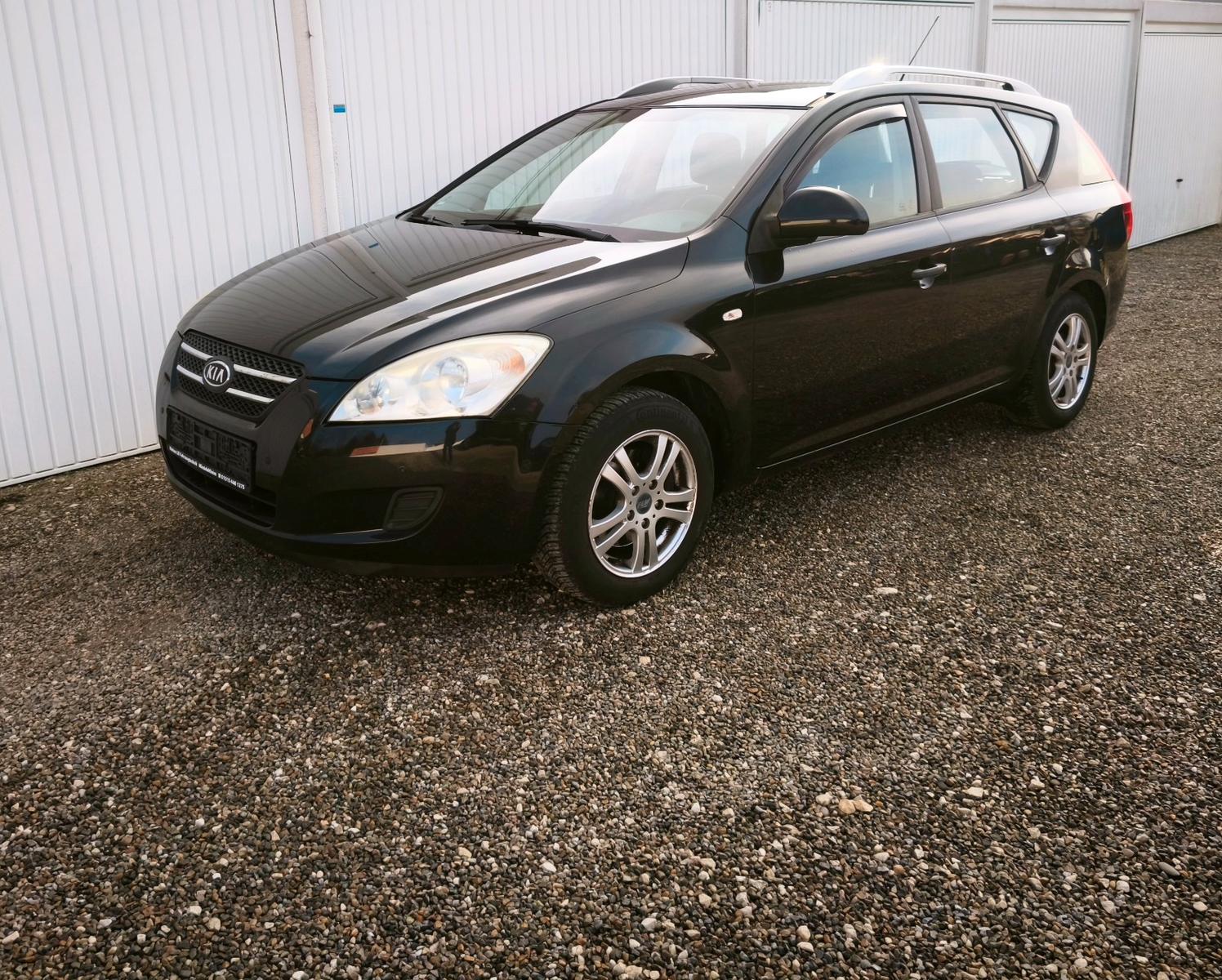 Kia Cee'd Kombi Anhängerkupplung SHZ Klima TÜV 4/27