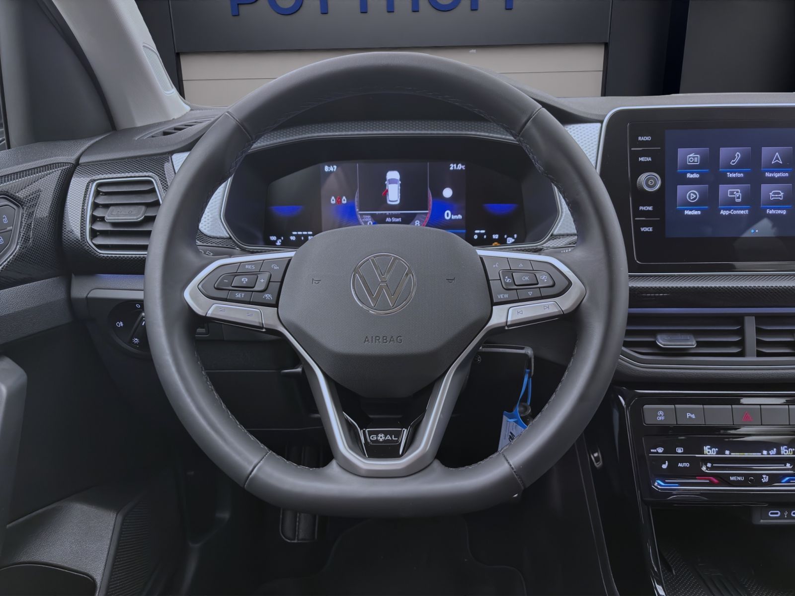 Volkswagen T-Cross - Bild 12