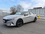 Hyundai Elantra - Hyundai: Elantr