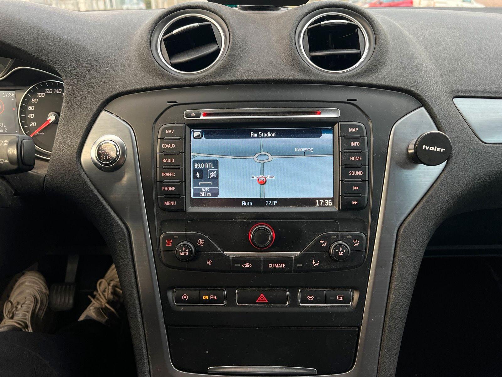 Ford Mondeo 2014 — photo 8