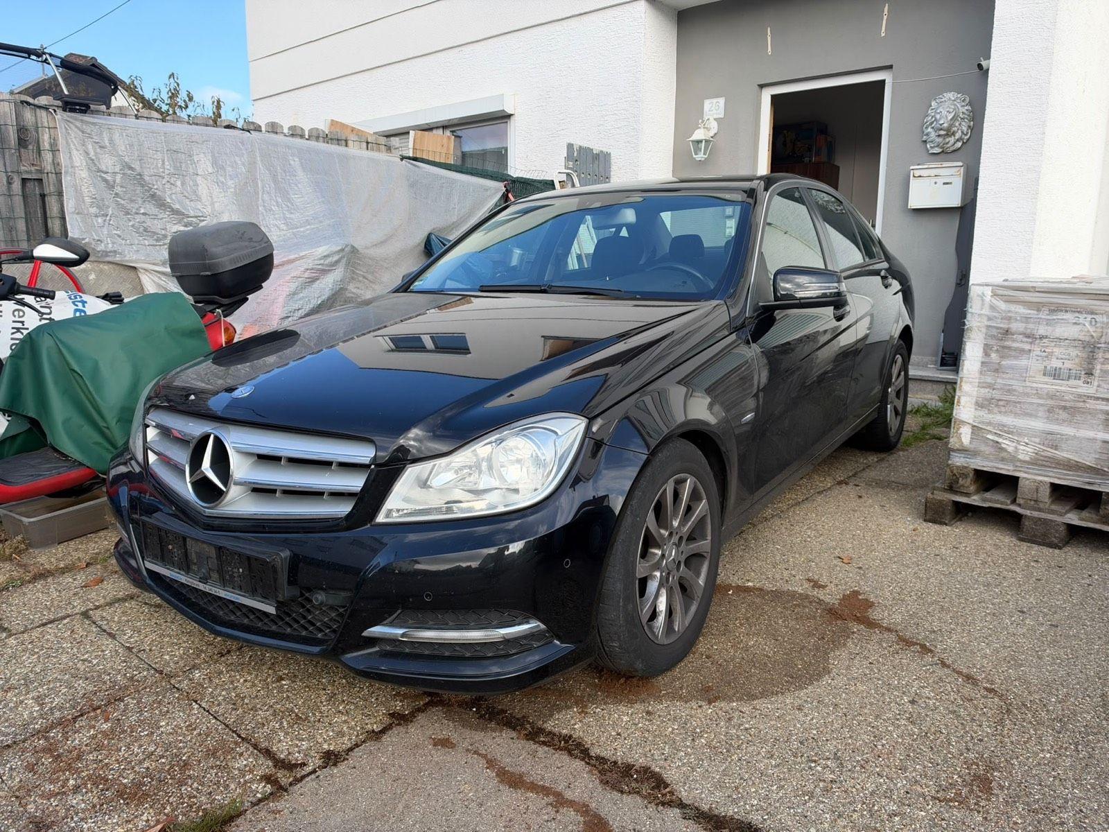 Mercedes-Benz C 180