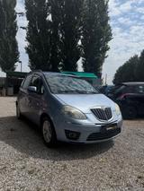 Lancia MUSA 1.4 Platino Ecochic GPL - blaue Lancia MUSA