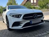 Mercedes-Benz A200 Limousine - AMG-Line / Night / Adv. Sound