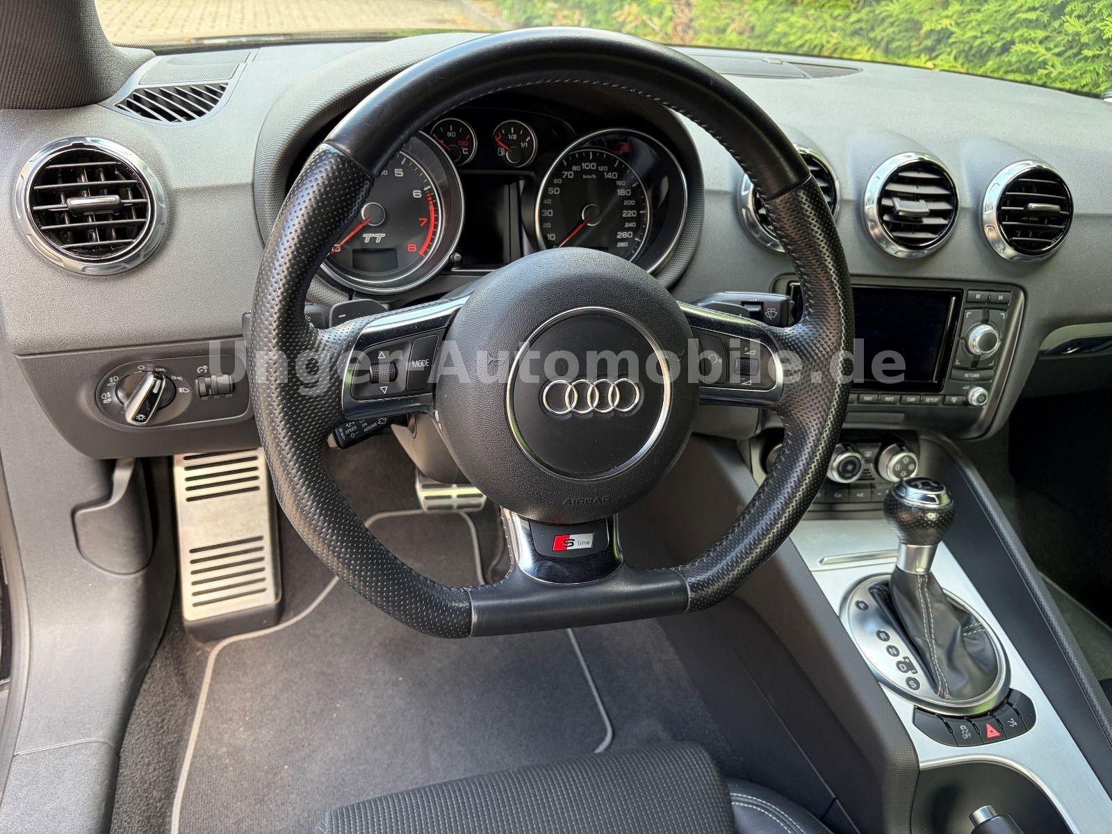 Audi TT Coupe 1.8 TFSI S-Line*Navi-Plus*19 zoll*