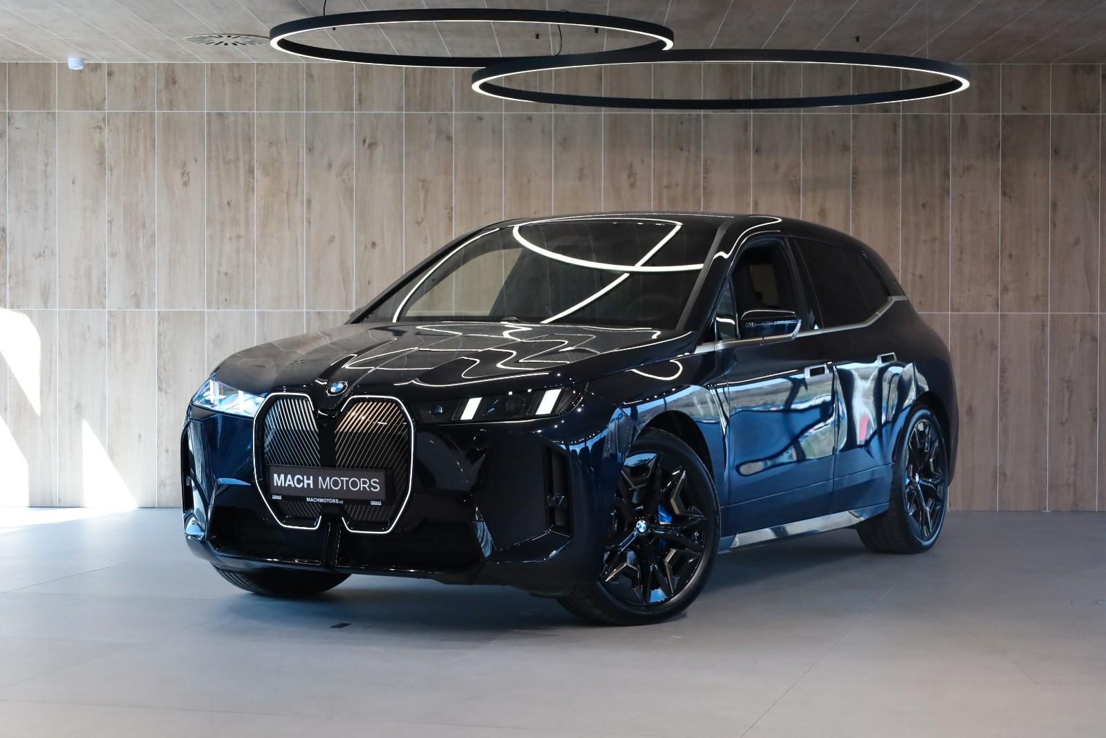 BMW iX xDrive60 M Sport, Massage, AHK, Sitzbelüftung
