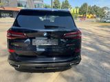 BMW X5 M50 M50i  - BMW X5 M50 aus 2021