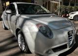Alfa Romeo MiTo 1.4 78 CV 8V S&S Distinctive - silberne Alfa Romeo MiTo