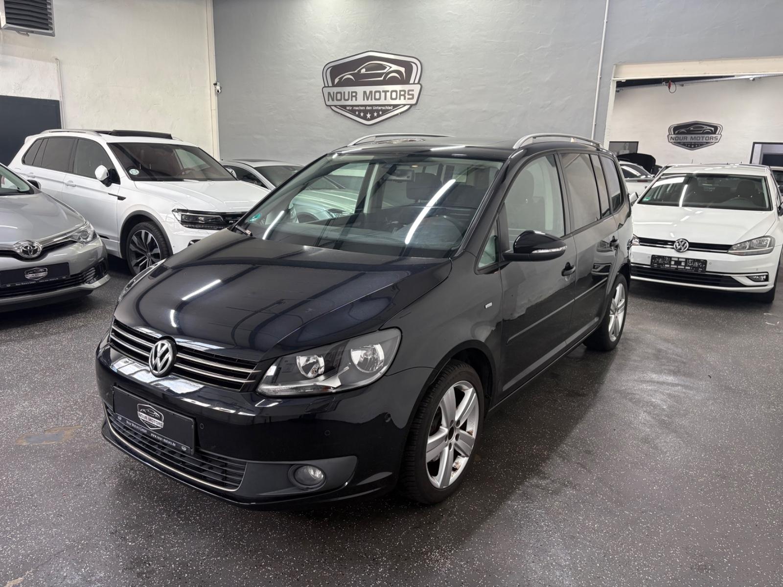 Volkswagen Touran 1.6 TDI **CUP**/Panorama/ 7-Sitzer.