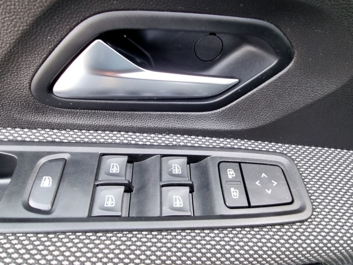 Fahrzeugabbildung Dacia Sandero Stepway Comfort TCe 100 ECO-G