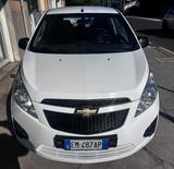 Chevrolet Spark - weiße Chevrolet Spark