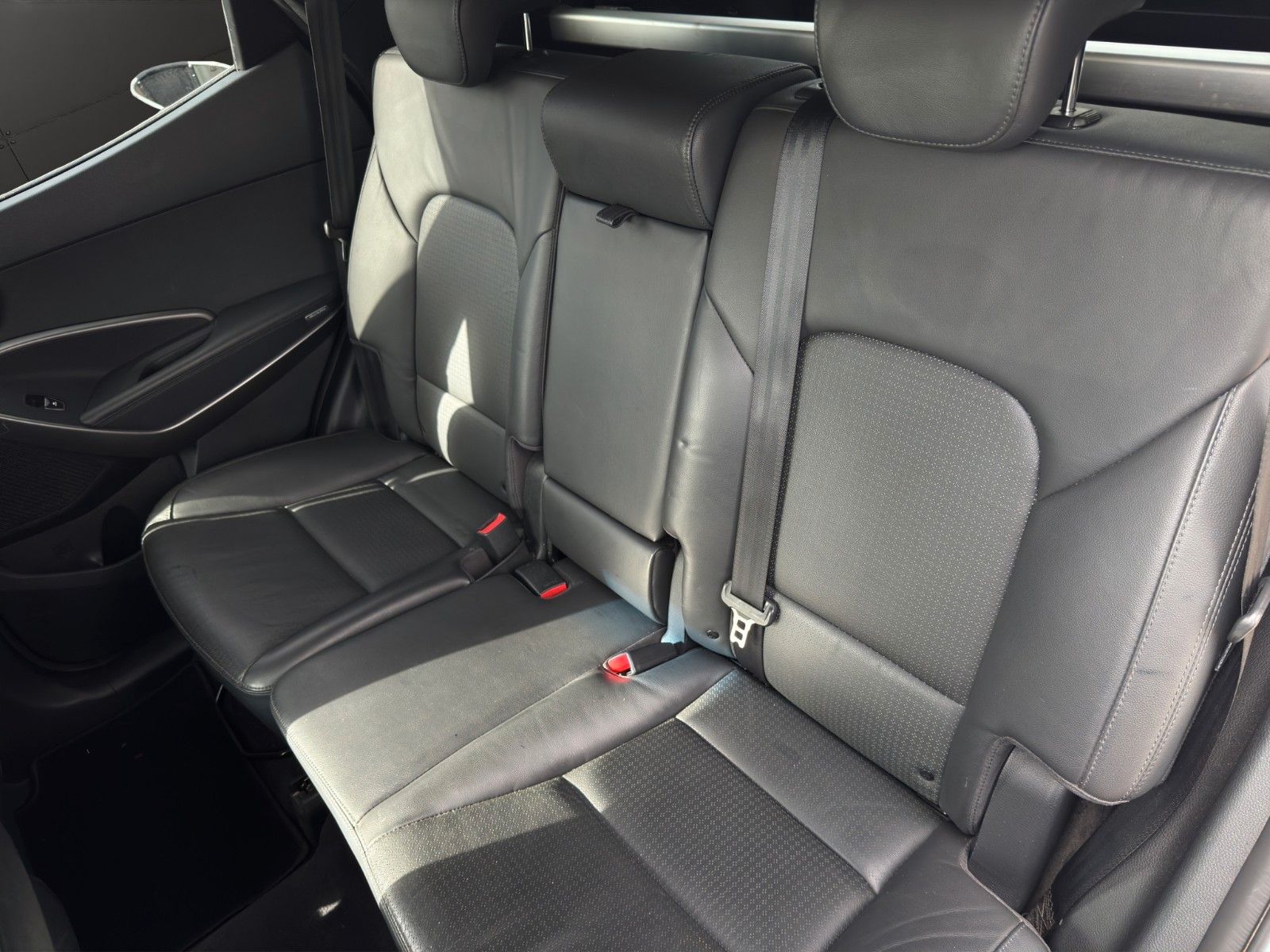 Fahrzeugabbildung Hyundai Santa Fe 2WD*AHK*Kamera*Xenon*Vollleder*Tempomat