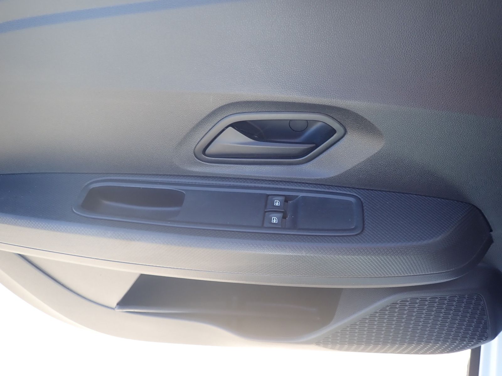 Fahrzeugabbildung Dacia Jogger Essential ECO-G 100