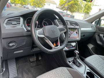 Volkswagen Tiguan - 9