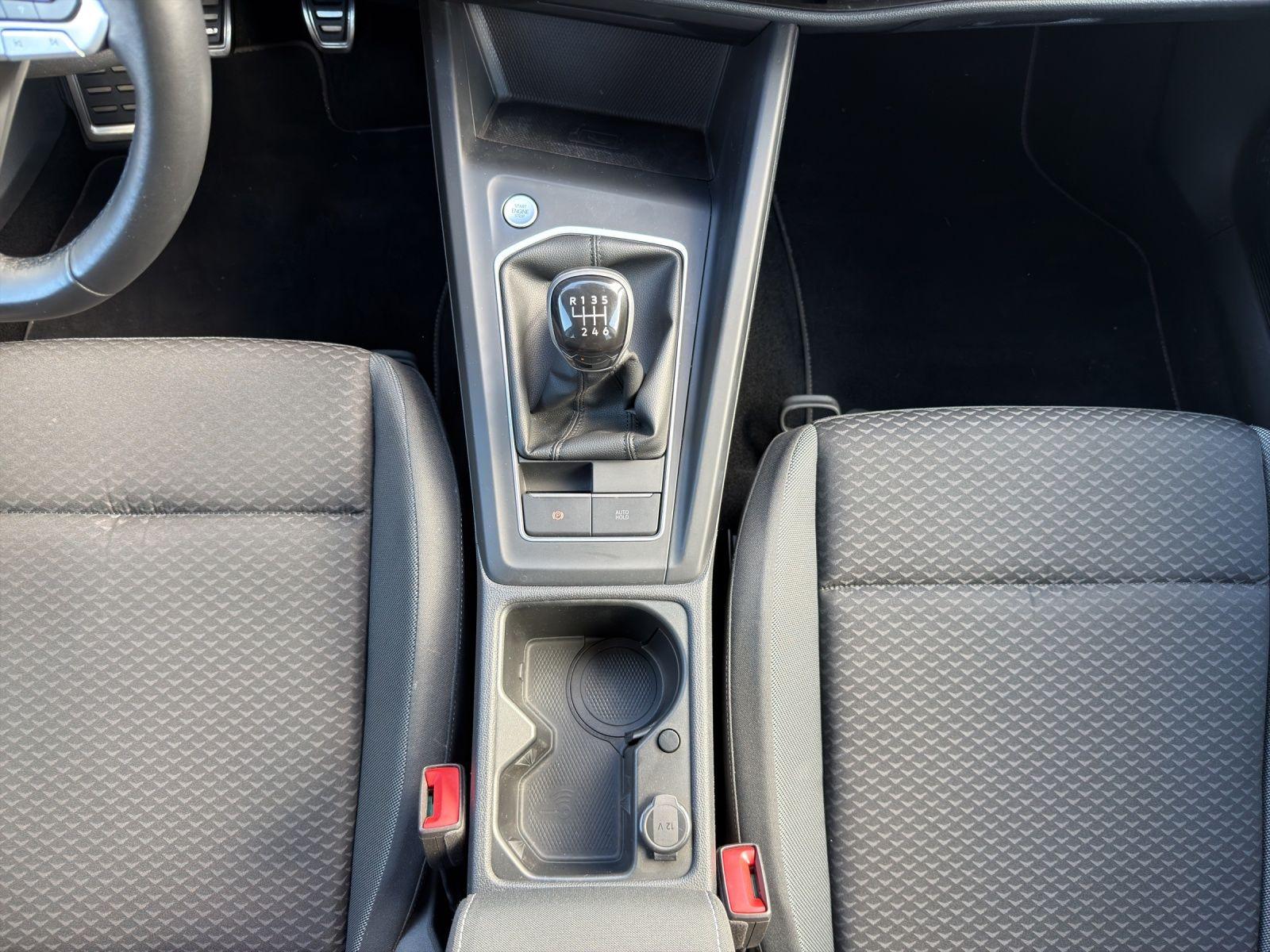 Volkswagen Golf VIII 1.5 TSI ACTIVE*IQ.LIGHT*PANO*KAMERA*PD, миниатюра 7