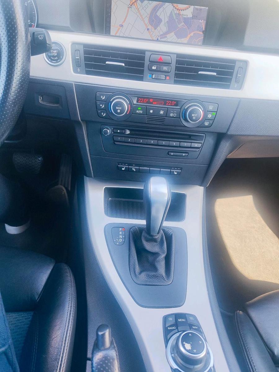 BMW 320 2009 — двигун 163 HP (120kW)