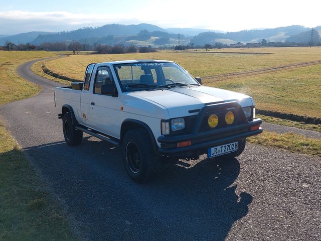 Nissan King Cab Pick-up in Topzustand Oldtimer!Benziner