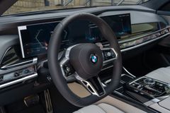 BMW 740 – 10 / 30