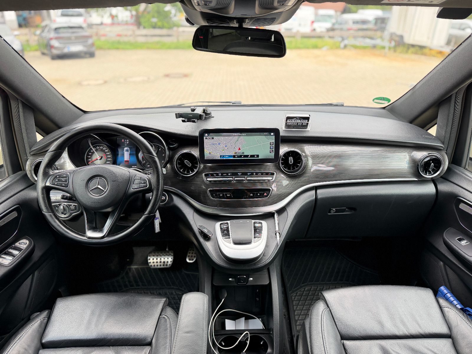 Fahrzeugabbildung Mercedes-Benz V 250 d 4MATIC extralang |360°|LED|TAXI