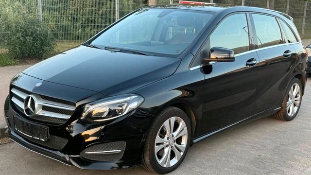 MERCEDES-BENZ B 180