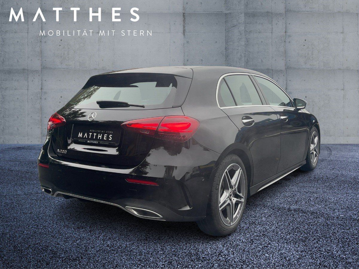 Fahrzeugabbildung Mercedes-Benz A 200 AMG/Pano/Kamera/AHK